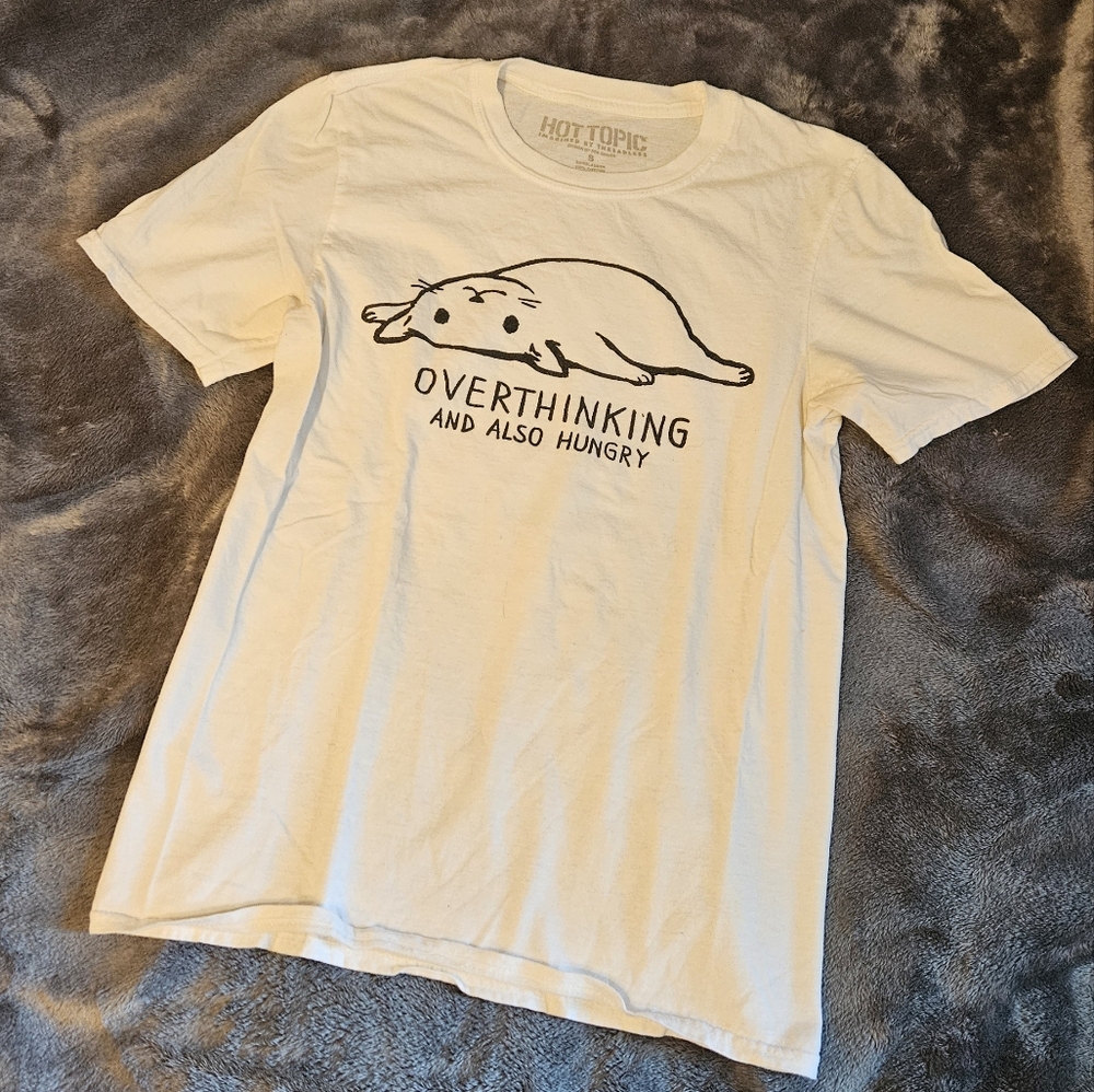 Hot Topic White Graphic T-Shirt